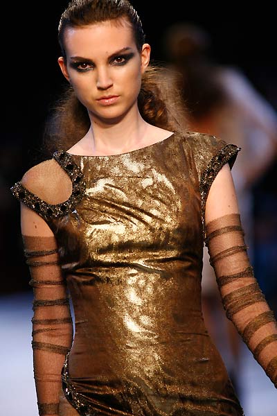 fig.: Georges Chakra Haute Couture fall/winter 2009/10. Georges Chakra Paris fashion show at Cite de l'Architecture et du Patrimoine on 7 July 2009 in Paris, France. Photo by Julien Hekimian/Getty Images for Georges Chakra 2009.